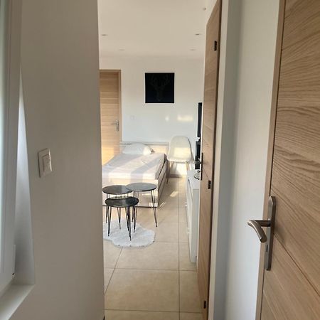 Le Petit Nouveau Avec Jardin Pont-à-Mousson Exterior foto